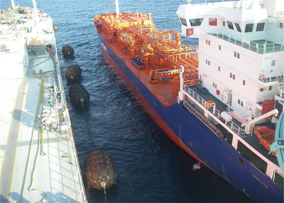 Chất lượng Dock Fender Ship để Ship Fender cao su khí nén 50kpa 80kpa 3300x6500m nhà máy sản xuất