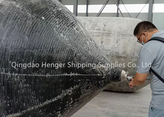 Chất lượng BV Certified Marine Rubber Airbag and Pneumatic Rubber Fender with 4-25m Length and 6-8 Years Useful Life nhà máy sản xuất