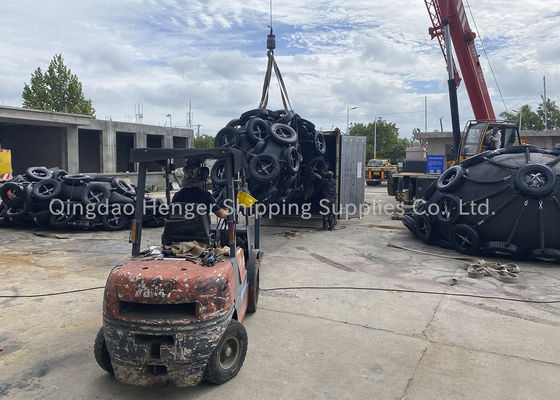 Chất lượng Bán tấm chắn bùn cao su bơm hơi loại Yokohama để bảo vệ thân tàu nhà máy sản xuất