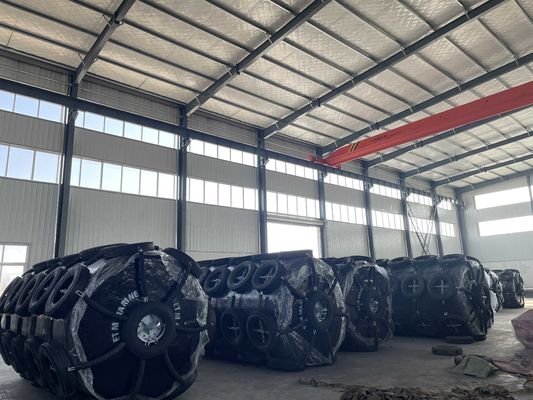 Chất lượng Tấm chắn bùn đầy bọt mật độ 70kg / M³ với lốp xích Độ dày Polyurea 19mm nhà máy sản xuất