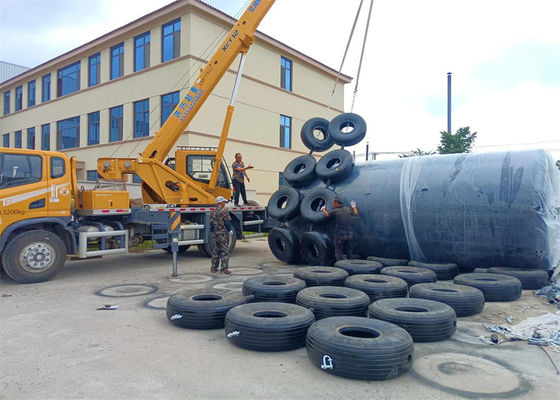 Chất lượng Bọt xốp EVA chứa đầy chắn bùn biển rắn với Polyurethane cho tàu nhà máy sản xuất