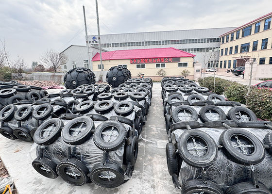 Chất lượng Polyurethane Cylindrical Hot Dip Galvanized Flange Floating Foam Fender nhà máy sản xuất