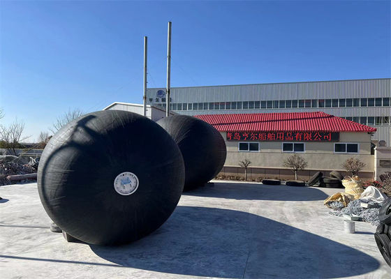 Chất lượng Máy phun cao su khí nén tự nhiên Yokohama Máy phun cao su tàu nhà máy sản xuất