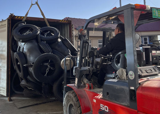 Chất lượng Đèn cao su biển nổi có kích thước lớn Dock Ship Pneumatic Fender nhà máy sản xuất