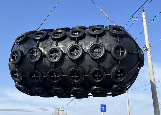 Chất lượng 6 to 12 Years Design Life Pneumatic Marine Fender with 50kPa/80kPa Working Pressure for Ship-to-ship and Ship-to-dock Protection Nhà máy