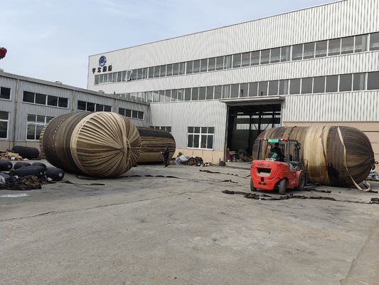 Chất lượng Máy phun nước biển Yokohama loại cao su tự nhiên bơm khí đen nhà máy sản xuất