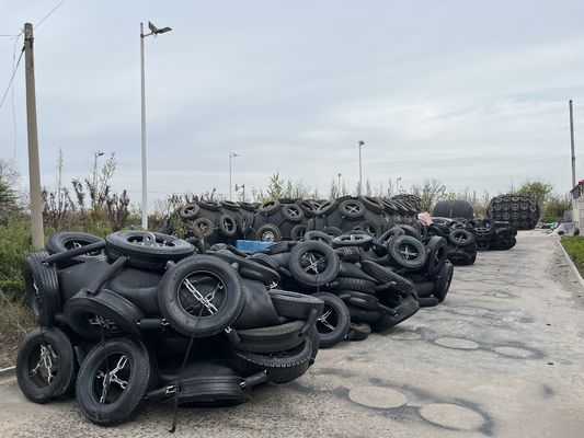 Chất lượng Giấy chứng nhận BV Yokohama loại STS STD Máy phun cao su khí nén với lưới lốp xe nhà máy sản xuất