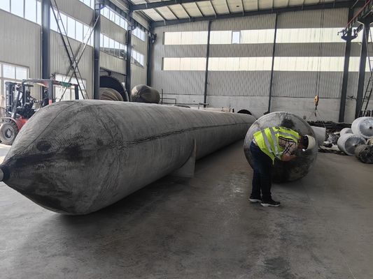 Chất lượng High Pressure Resistance Inflatable Marine Airbags Cylindrical Type Offering Performance For Ship Launching Cargo Handling nhà máy sản xuất