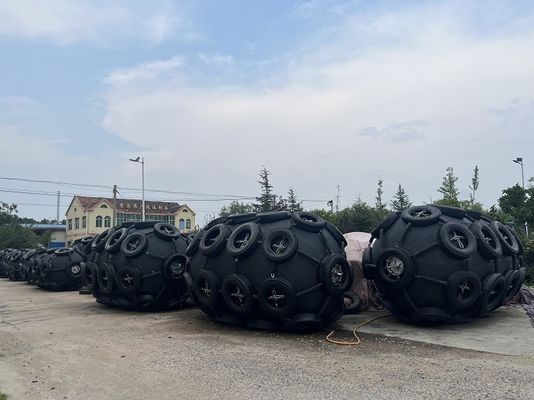 Chất lượng 80KPa Sản phẩm có độ bền cao và bền lâu loại lưới cao su biển cho tàu đậu nhà máy sản xuất