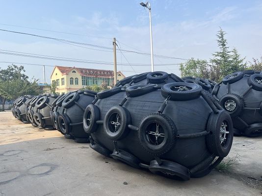 Chất lượng ISO 17357 Máy đậu tàu biển Lò lượn cao su lượn lượn lượn cho bến cảng / tàu / thuyền nhà máy sản xuất