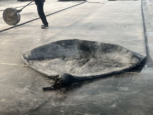 Chất lượng Màu đen tùy chỉnh 8-10 năm Sản phẩm có độ bền cao su trung tính nhà máy sản xuất