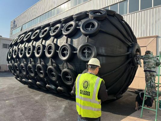 Chất lượng Máy phun cao áp cao su cao su khí nén cao su / Yokohama Fenders nhà máy sản xuất