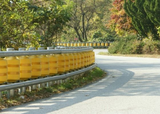 Chất lượng Eva Pu vật liệu đường cao tốc an toàn giao thông Roller Barrier thiết kế sân vườn nhà máy sản xuất