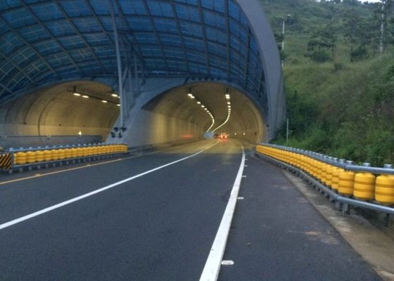 Chất lượng Rào cản an toàn con lăn màu sáng chống va chạm với thiết kế đệm sụp đổ nhà máy sản xuất