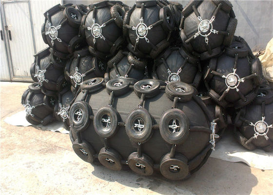 Chất lượng Độ kín khít Cao su Marine Marine chắn bùn Độ bền tốt với ISO17357 nhà máy sản xuất