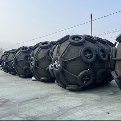 Chất lượng ISO 17357 Certified Natural Rubber Pneumatic Fender with 50Kpa Working Pressure for Marine Safety Nhà máy