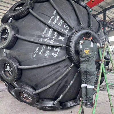 Chất lượng Áp suất bên trong ban đầu 80kpa, Loại lưới chắn bùn biển lý tưởng cho việc hấp thụ va chạm tàu biển và hệ thống an toàn bến tàu nhà máy sản xuất