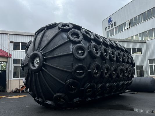 Chất lượng Tàu Yokohama Fender Đặt dây chuyền dễ dàng / dây thừng PP để bảo vệ lâu dài nhà máy sản xuất