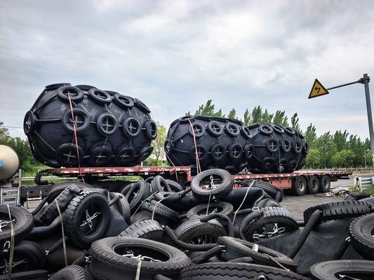 Chất lượng Chắn bùn cảng ban đầu với áp suất bơm 50KPa nhà máy sản xuất