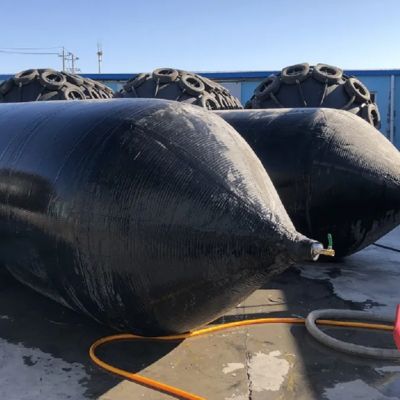 Chất lượng Thép Mooring Boy với EVA điền tùy chỉnh kích thước và màu sắc nhà máy sản xuất