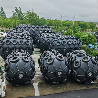 Chất lượng Kích thước tùy chỉnh ISO17357 được chứng nhận Pneumatic Rubber Fender với tùy chọn áp suất 50kpa & 80kpa nhà máy sản xuất
