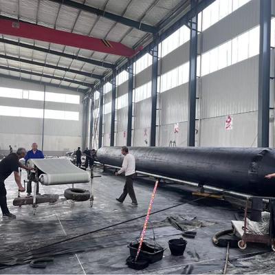 Chất lượng Túi khí cao su hàng hải tùy chỉnh Túi nâng cứu hộ hàng hải bằng cao su Tuổi thọ 10-15 năm Giải pháp hàng hải bền bỉ nhà máy sản xuất