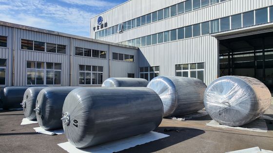 Chất lượng Bảo vệ ngoài khơi làm cho dễ dàng Marine Floating Fender với bọt và Hot Galvanizing hoặc Stainless Steel Chain nhà máy sản xuất