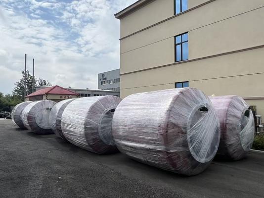 Chất lượng CCS Standard Floating Foam Fender Hơn 15 năm Dự kiến tuổi thọ để bảo vệ lâu dài nhà máy sản xuất