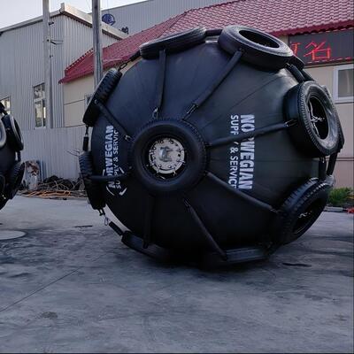Chất lượng Net Type Pneumatic Rubber Fender Diameter 0.5m To 4.5m Marine Fender System Designed To Provide Superior Dock Protection nhà máy sản xuất