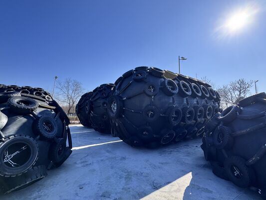 Chất lượng Fender cao su khí nén tùy chỉnh bền theo tiêu chuẩn ISO17357 với áp suất 50kpa & 80kpa và kích thước 0.3-4.8M nhà máy sản xuất