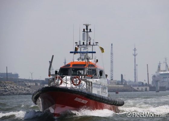 Chất lượng Tấm chắn bùn được làm đầy bằng chất rắn của eva với dây đai buộc chặt Độ đàn hồi cao nhà máy sản xuất