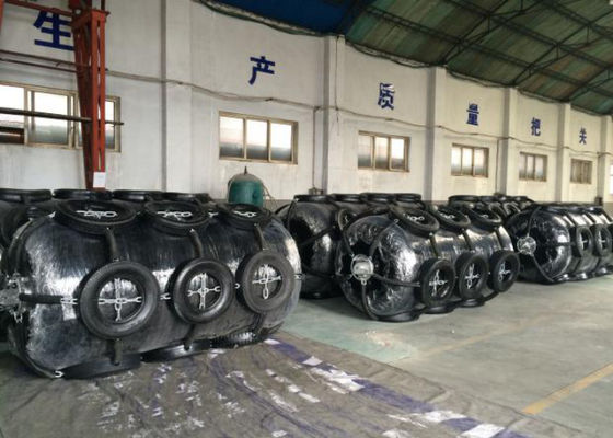 Chất lượng Bọt Fills Marine Donut Fender với hiệu suất chống va chạm tốt Cài đặt dễ dàng nhà máy sản xuất