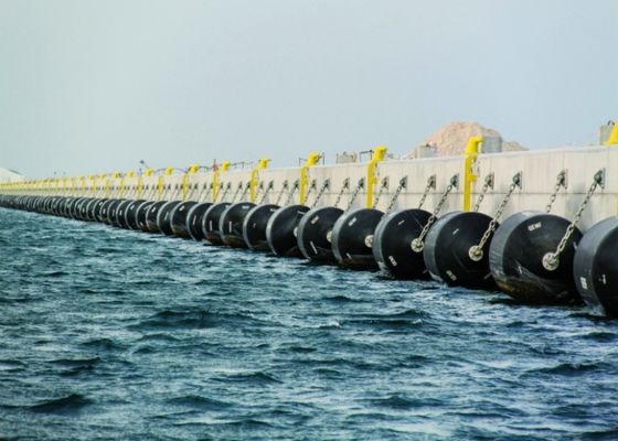 Chất lượng Tàu bảo vệ nổi Dock chắn bùn với độ bền cơ học cao nhà máy sản xuất