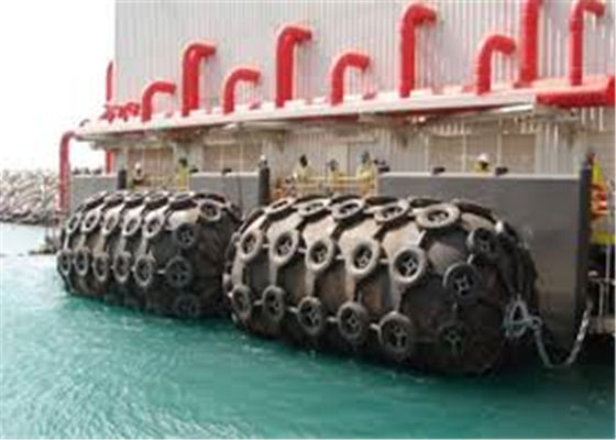 Chất lượng Lốp xích 1700X3000MM Bộ chắn bùn cao su khí nén 80Kpa nhà máy sản xuất