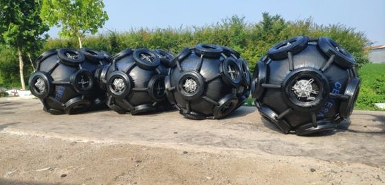 Chất lượng Cao su tự nhiên Thuyền neo đậu chắn bùn Cao su bơm hơi 1M - dài 6,5M ISO17357 nhà máy sản xuất