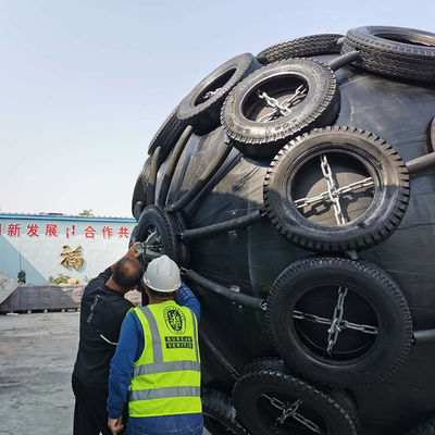 Chất lượng Customized Pneumatic Rubber Fender with ISO17357 Standard and 50kpa & 80kpa Pressure for Marine Applications nhà máy sản xuất