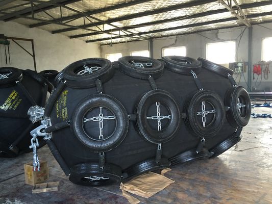 Chất lượng Chắn bùn cao su khí nén yokohama / chắn bùn cao su hàng hải / cao su chắn bùn thuyền / áp suất bề mặt nhà máy sản xuất