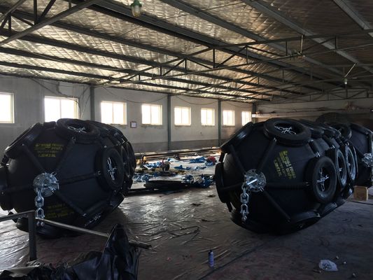 Chất lượng Bệ đỡ hàng hải cao su khí nén Chắn chắn chống va chạm nhà máy sản xuất