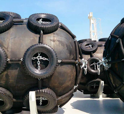 Chất lượng Tấm chắn bùn khí nén nổi 50Kpa với lưới lốp xích nhà máy sản xuất