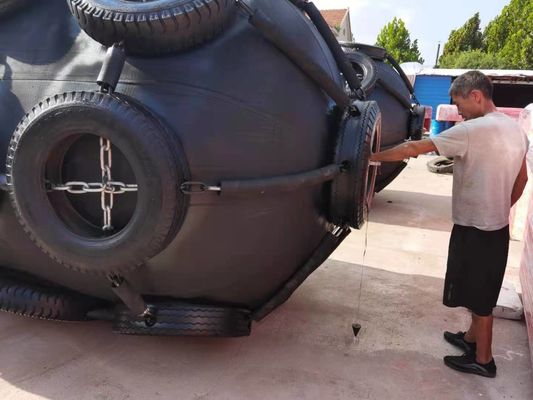 Chất lượng Bộ chắn bùn cao su khí nén loại Yokohama Chắn bùn cao su hàng hải nhà máy sản xuất