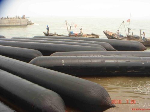 Chất lượng ISO 14409:2011 Chứng nhận túi khí phóng tàu đường kính 1800mm với tuổi thọ từ 6 đến 10 năm cho các ứng dụng hàng hải nhà máy sản xuất