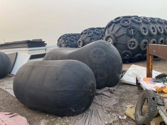 Chất lượng Yokohama Loại nổi Khí nén Hàng hải Phụ kiện Cao su Tàu nhà máy sản xuất