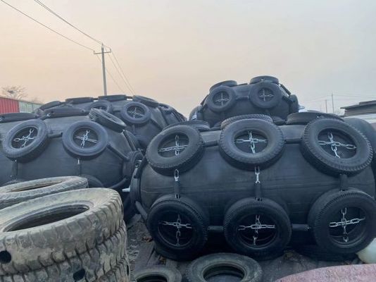 Chất lượng Tấm cản nước nổi trên biển bằng khí nén Yokohama Boat Submarine Fender nhà máy sản xuất