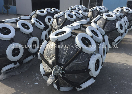 Chất lượng ISO17357 Compliant Pneumatic Rubber Fender with Customized 0.3-4.8 M Size and 50kpa & 80kpa Pressure for Marine Applications nhà máy sản xuất